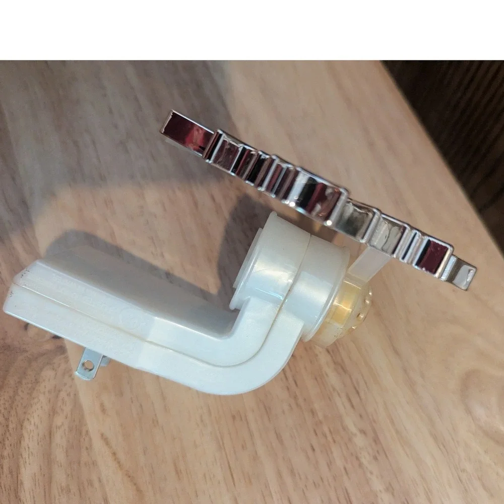 Bath & Body Works Happy Fall Maple Leaf Light-Up Wallflower Plug In Diffuser